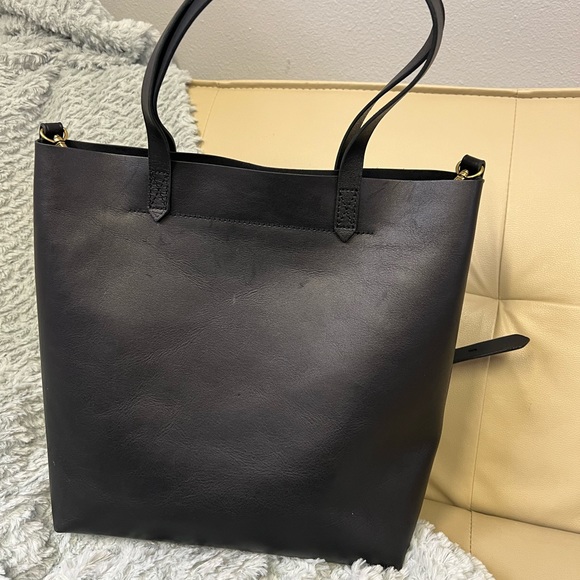 EUC Madewell Black Leather Medium Transport Tote - Picture 6 of 13